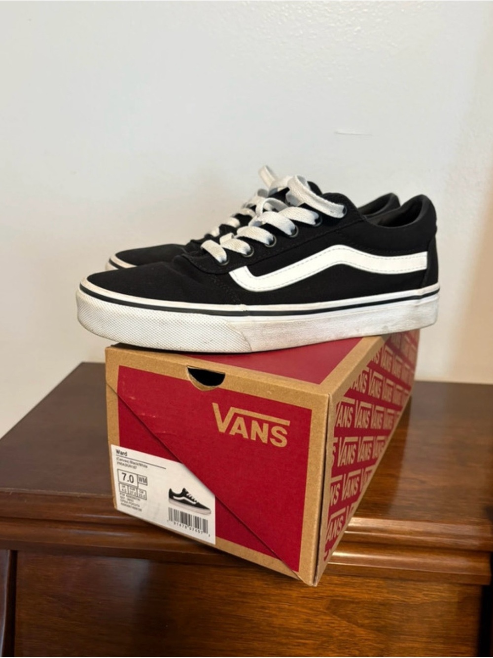 Vans Women’s Black & White Old Skool Sneakers